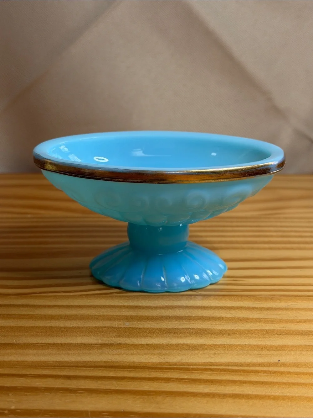 Vintage 70s Avon Bristol Blue Pedestal Soap Dish - Opaline Milk Glass Gold